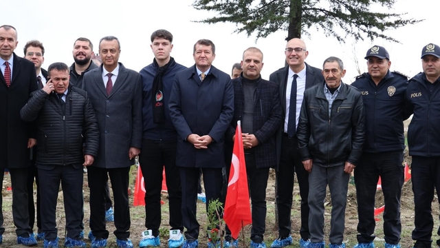 Bilecik'te şehitler adına fidan dikimi gerçekleştirildi
