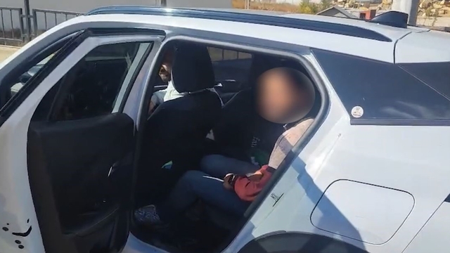 Sivas'ta 14 ayrı operasyonda 83 kaçak göçmen yakalandı