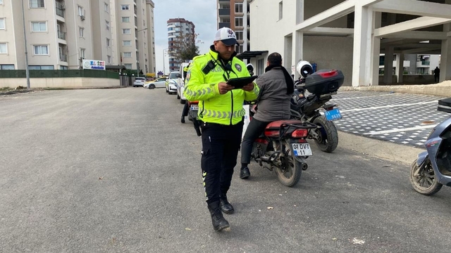 Adana'da motosiklet denetimi: 623 bin TL ceza kesildi