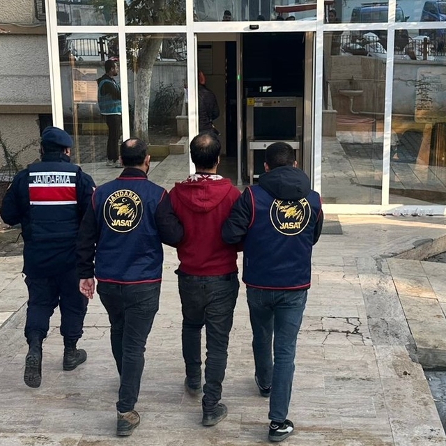 Çiftçilerin korkulu rüyası gaspçı jandarmadan kaçamadı