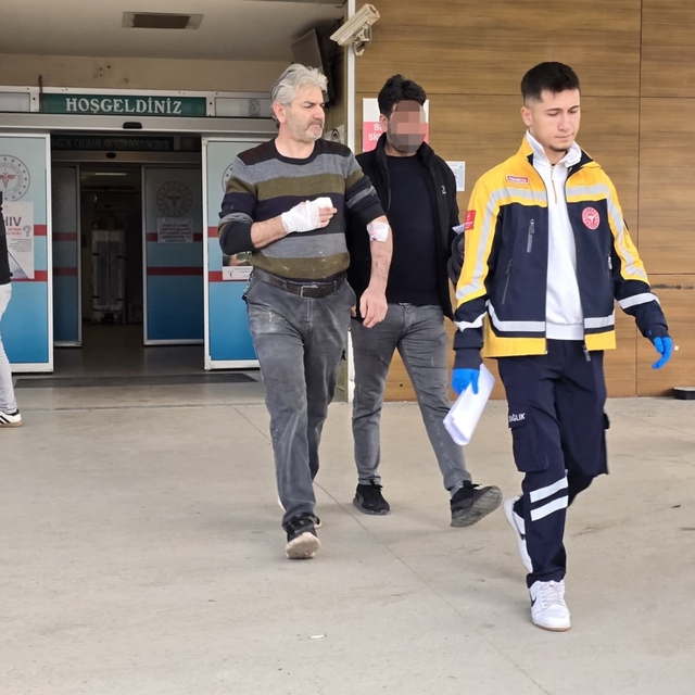 Bursa'da fabrika işçisi elini testereye kaptırdı