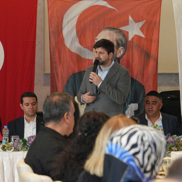 Tarsus Belediyesi ve MESKİ muhtarlarla değerlendirme toplantısında buluştu