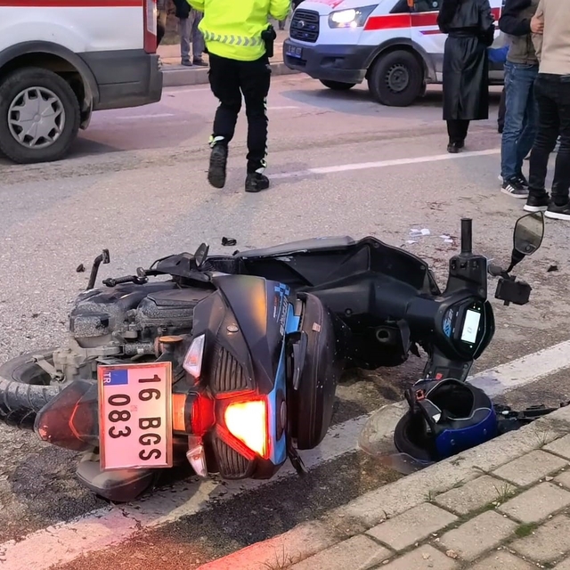 Motosiklet kadına çarptı: 2 yaralı
Bursa'nın İnegöl ilçesinde meydana gelen...