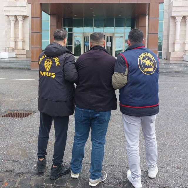 Muş'ta 20 yıl kesinleşmiş hapis cezası bulunan hükümlü JASAT tarafından yak...