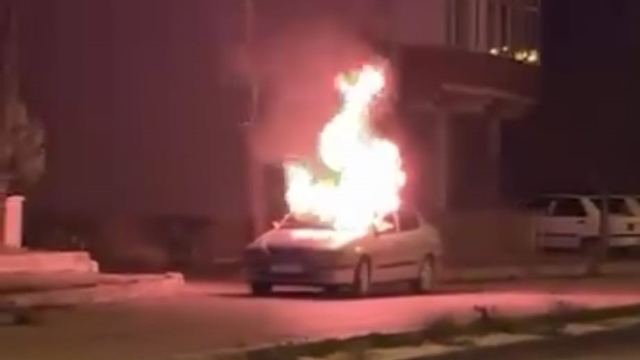 Amasya'da seyir halindeki otomobil alevlere teslim oldu