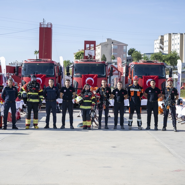Mersin itfaiyesi, yeni ekipmanlarıyla gücüne güç kattı