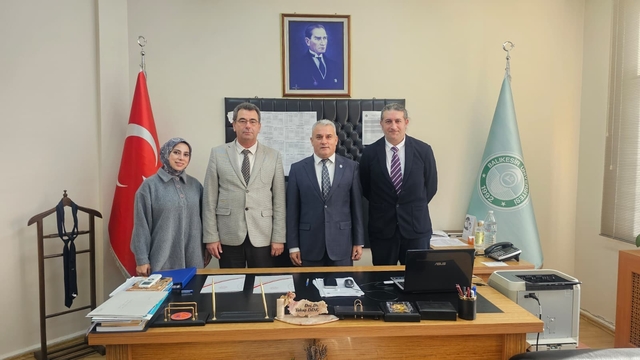 Ayvalık Meslek Yüksekokulu ile AYAL arasında iş birliği protokolü