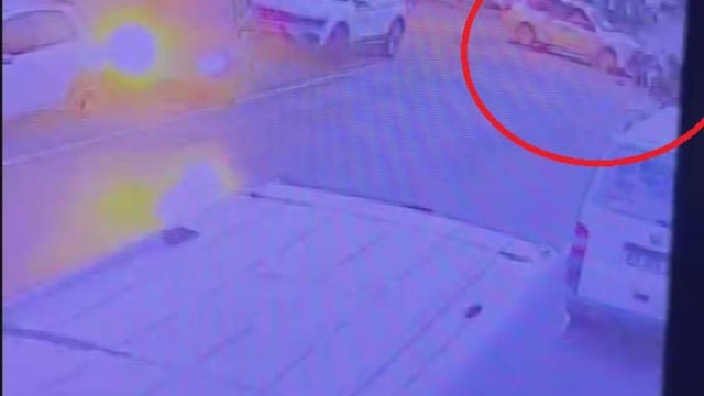 Otomobille motosiklet çarpıştı: 1 yaralı