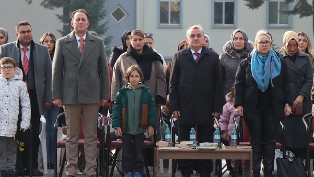 Bozüyük'te kitap okuma etkinliğine Kaymakam Öztürk'ten destek