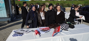 Balıkesir'de üniversite öğrencileri Gazze için koştu