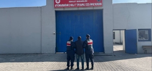 Jandarma çeşitli suçlardan hapis cezası ile aranan şahsı yakaladı