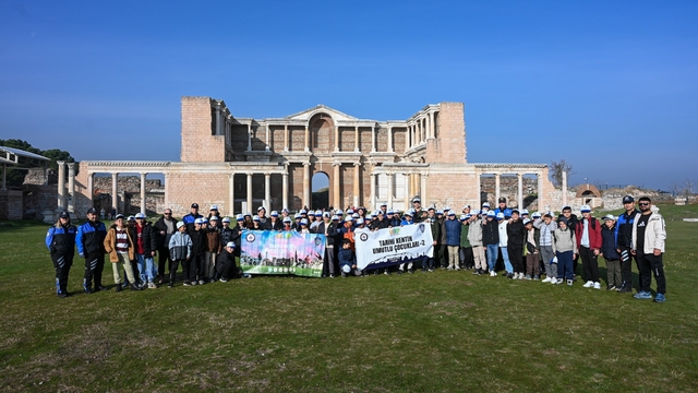 'Tarihi Kentin Umutlu Çocukları' Kula-Salihli UNESCO Jeoparkı'nda buluştu