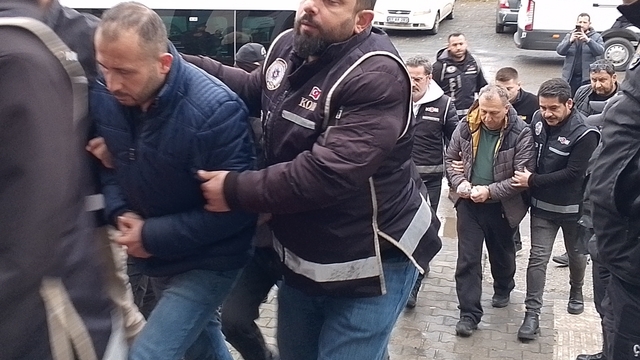 Zonguldak'ta kaçak silah imalatı ve ticareti operasyonunda yakalanan 3 zanlı tutuklandı