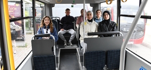 Büyükşehirden öğrencileri sevindiren ulaşım hizmeti