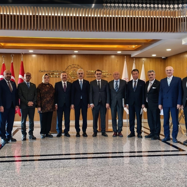 Eskişehir heyetinden Bakan Uraloğlu'na ziyaret