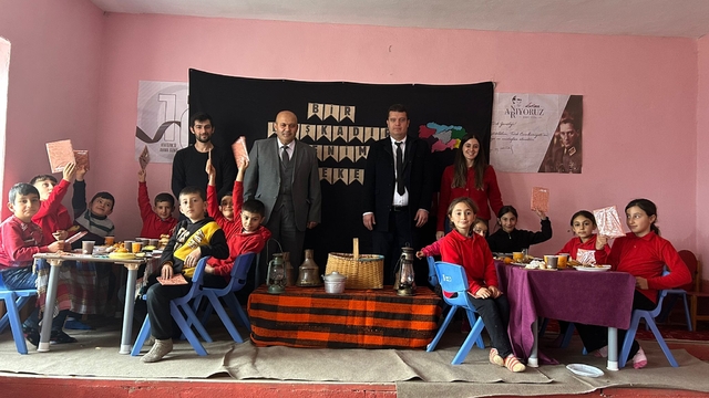 Ardanuç'ta, Tutum, Yatırım ve Türk Malları Haftası etkinliği yapıldı