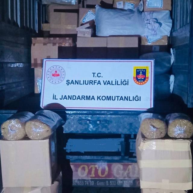 Siverek'te 3 tonun üzerinde kıyılmış tütün ele geçirildi