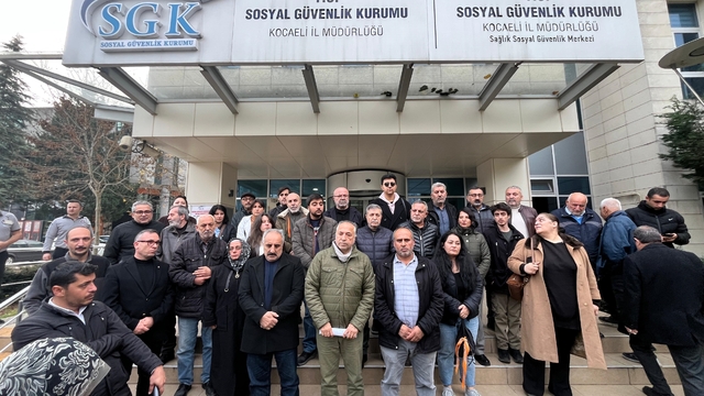 Kozmetik fabrikasındaki yangında ölenlerin yakınlarıdan SGK İl Müdürüğü'ne dilekçe