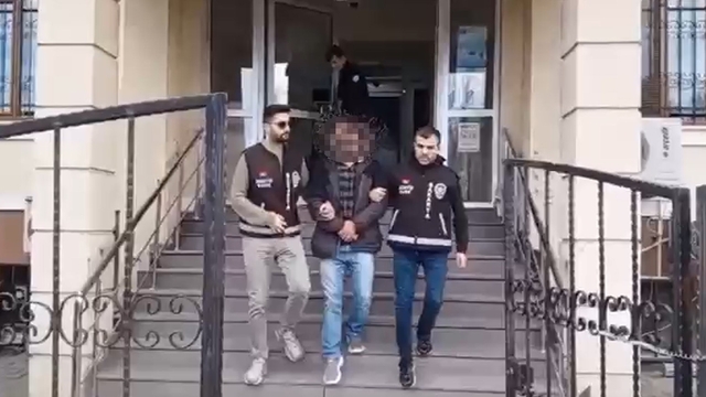 10 yıldır firari olan şüpheliyi polis yakaladı