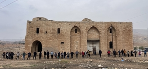Şanlıurfa'da doğa tutkunları tarihi Germuş Kilisesi için yürüdü