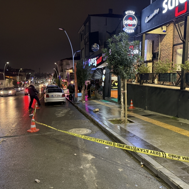 İki esnaf arasında çıkan silahlı kavgada 1 kişi öldü, 1 kişi yaralandı