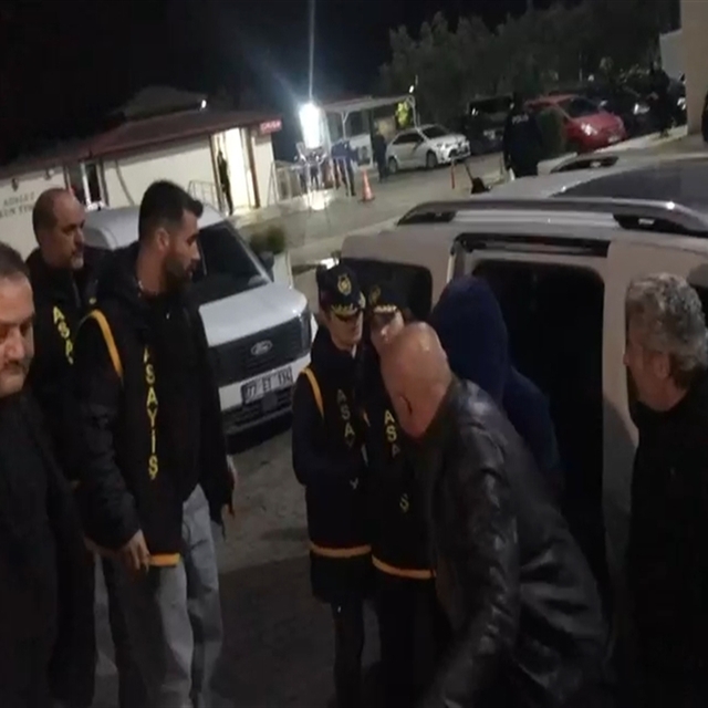 Şarkıcı Güllü'nün ölümüne ilişkin soruşturmada kızı Tuğyan Gülter, tutuklan...