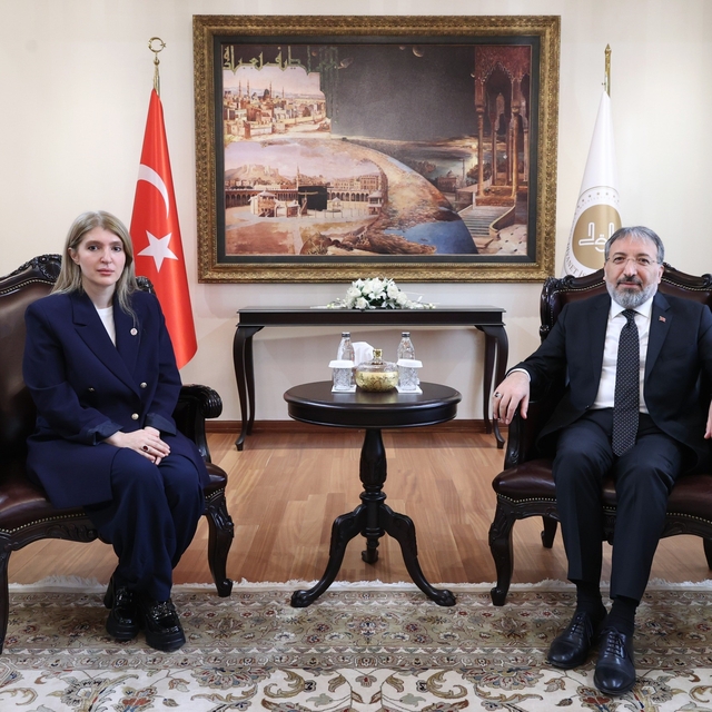 Malatya'nın manevi imarı için güçlü iş birliği
Milletvekili Ölmeztoprak'tan...