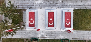 Erzurum Valiliği'nden şehitliklere anlamlı dokunuşlar