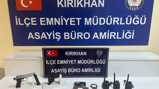 Hatay'da üst aramalarında silah bulunan 2 şüpheli yakalandı