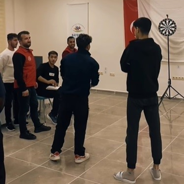 Bayburt'ta üniversite öğrencilerine yönelik dart turnuvası düzenlendi