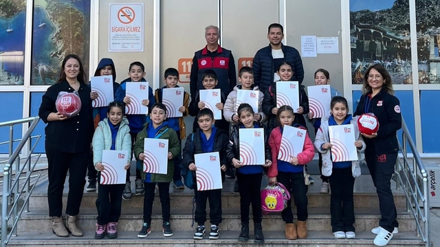 Menteşe Yenice İlkokulu öğrencilerinden 112 Acil Çağrı Merkezine ziyaret