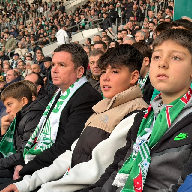 Bursaspor sevgisi çocukların kalplerine işlendi