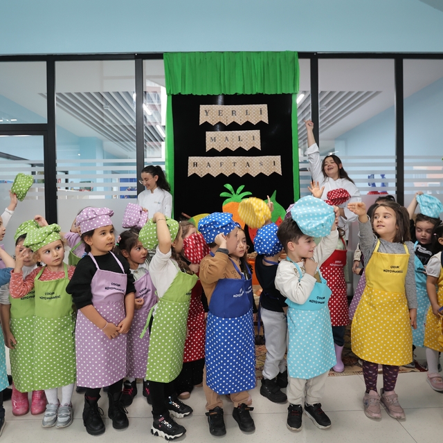 Büyükşehir'in miniklere özel merkezinde Minik Şefler Mutfakta etkinliği