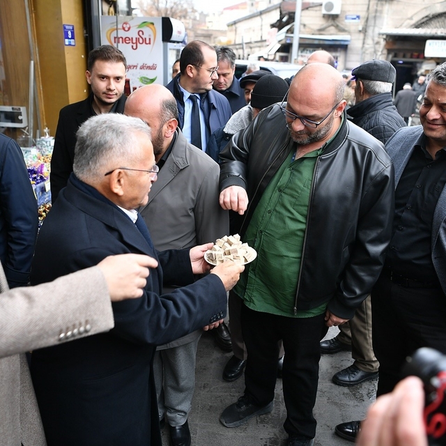 Başkan Büyükkılıç'tan Camikebir'de Gönül Belediyeciliği Buluşması