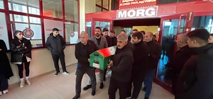 Otomobilinde silahlı saldırıya uğrayan genç kız toprağa verildi