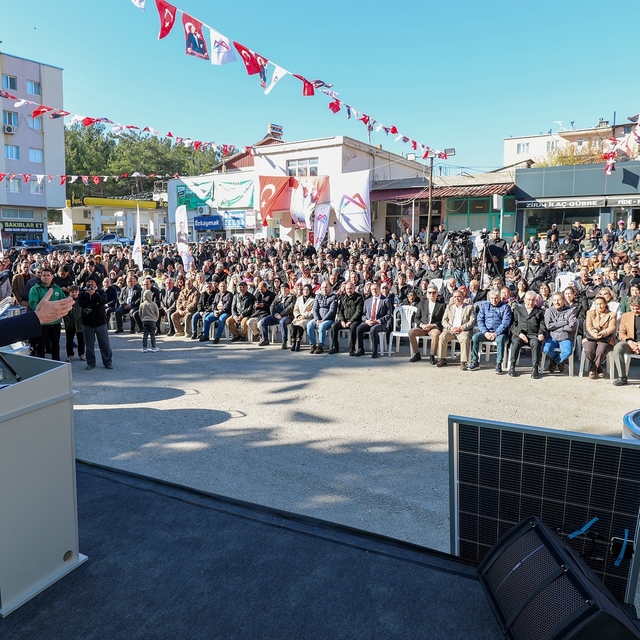 Mersin'de üreticilere 'süt soğutma tankı' desteği
Büyükşehir Belediye Başka...