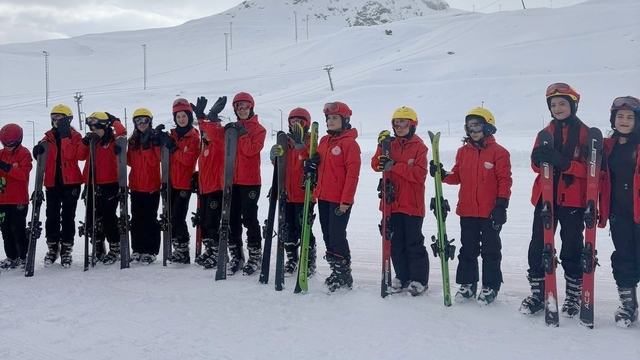 Hakkari'de karlar üzerinde ilk adımlar