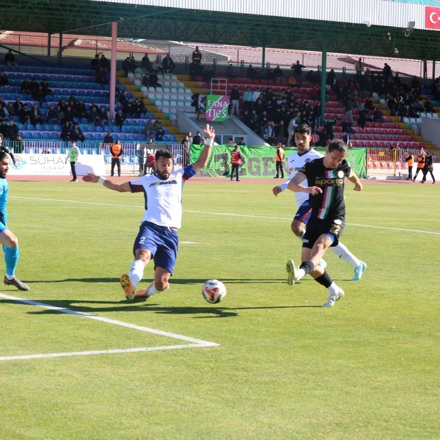 TFF 2. Lig: Isparta32 Spor: 1 - 1461 Trabzonspor: 2