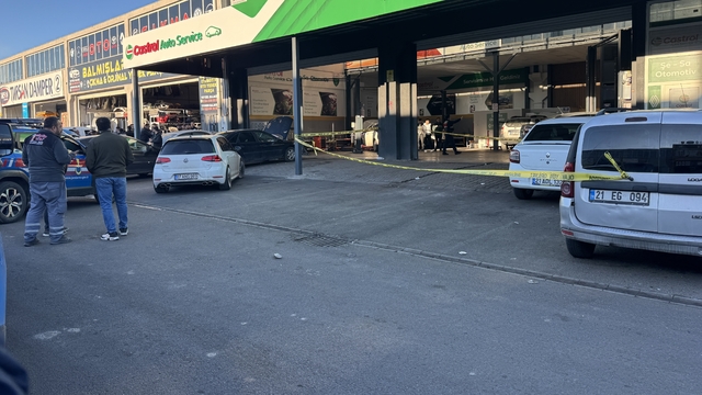 Diyarbakır'da iki grup arasında çıkan kavgada 4 kişi yaralandı