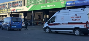 Sanayi sitesinde alacak-verecek kavgası: 4 yaralı