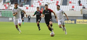 TFF 3. Lig: Karşıyaka: 3 - Bornova 1877: 1