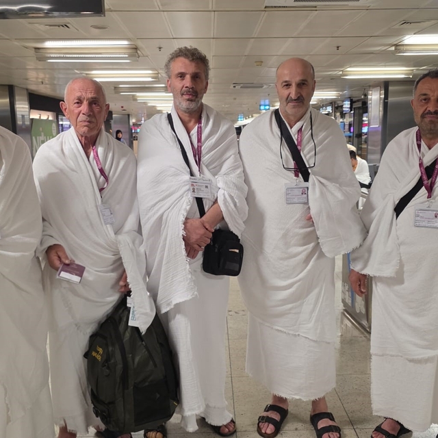 Şehit yakınları ve gaziler umreye gönderildi