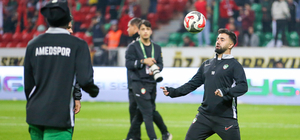 Aydın'da balkonun tentesinden düşen kişi yaralandı