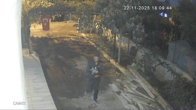 Osmaniye'de kümeslerden tavuk çalan zanlı tutuklandı