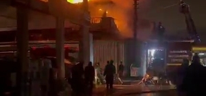 Hırdavat dükkanı alev topuna döndü, ekipler seferber oldu