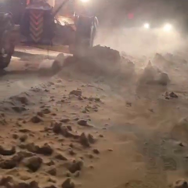 Palandöken geçidinde kar ve tipi nedeniyle mahsur kaldılar
Tipiden dolayı y...