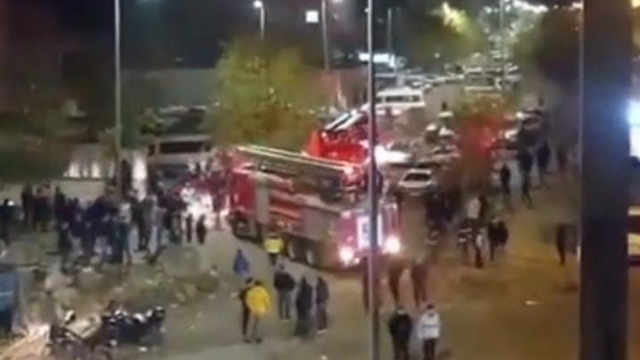 Siverek'te çıkan yangında 9 kişi dumandan etkilendi