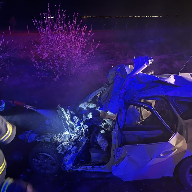 Beton mikserine çarpan sürücü hayatını kaybetti