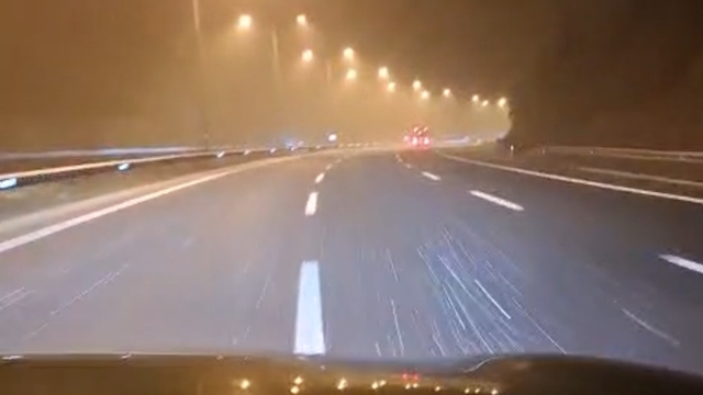 TEM'in Bolu geçişinde tipi şeklinde kar yağışı