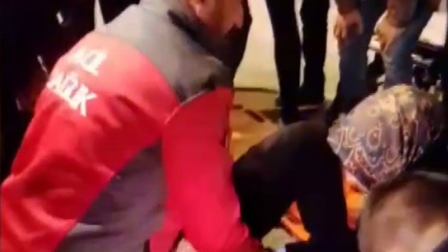 Otomobille çarpışan motosikletin sürücüsü yaralandı